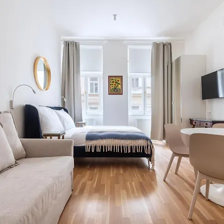 Apartmán J3 *