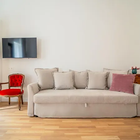 J3 Apartment Prague