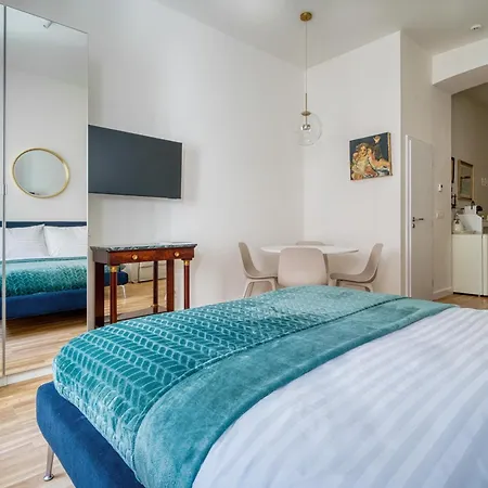 Apartamento J3 *