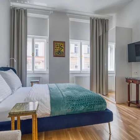 J3 Apartamento Praga